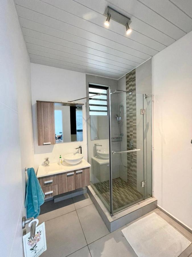 Luxury Beach House With Spectacular Sea View And Pool ทรู โอซ์ บิชส์ ภายนอก รูปภาพ